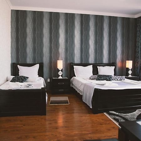 Family Hotel Kolorit Old Tbilisi Ngoại thất bức ảnh