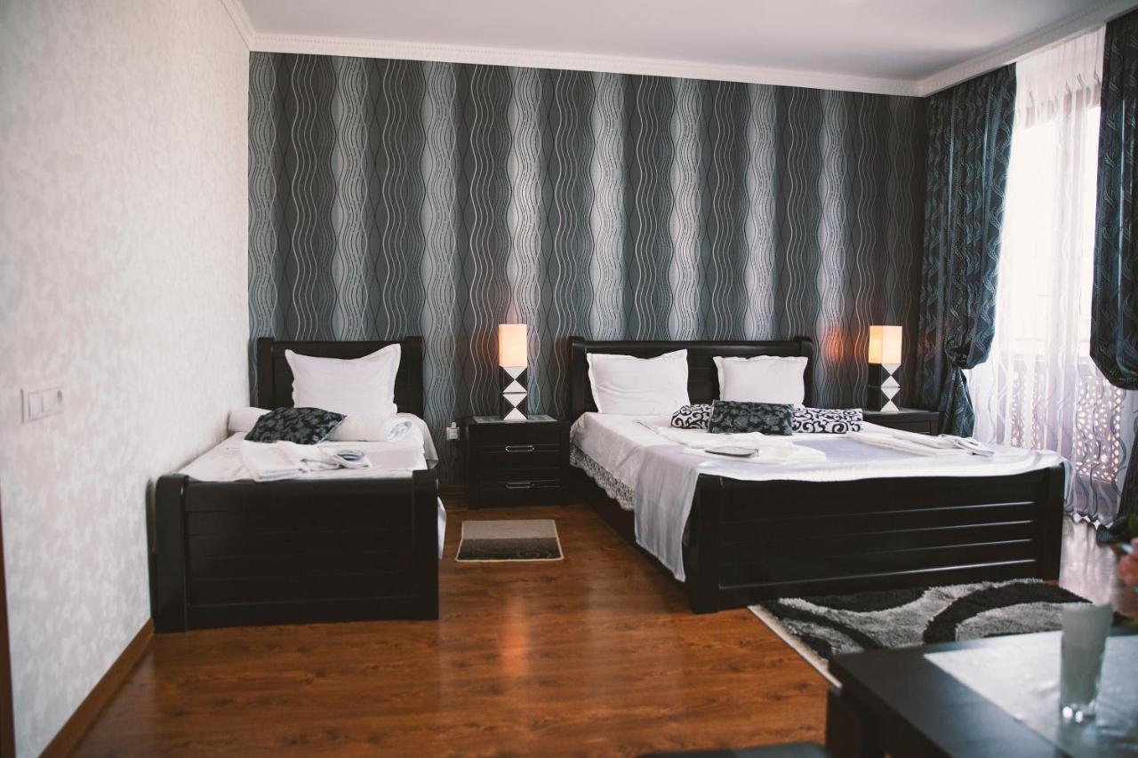 Family Hotel Kolorit Old Tbilisi Ngoại thất bức ảnh