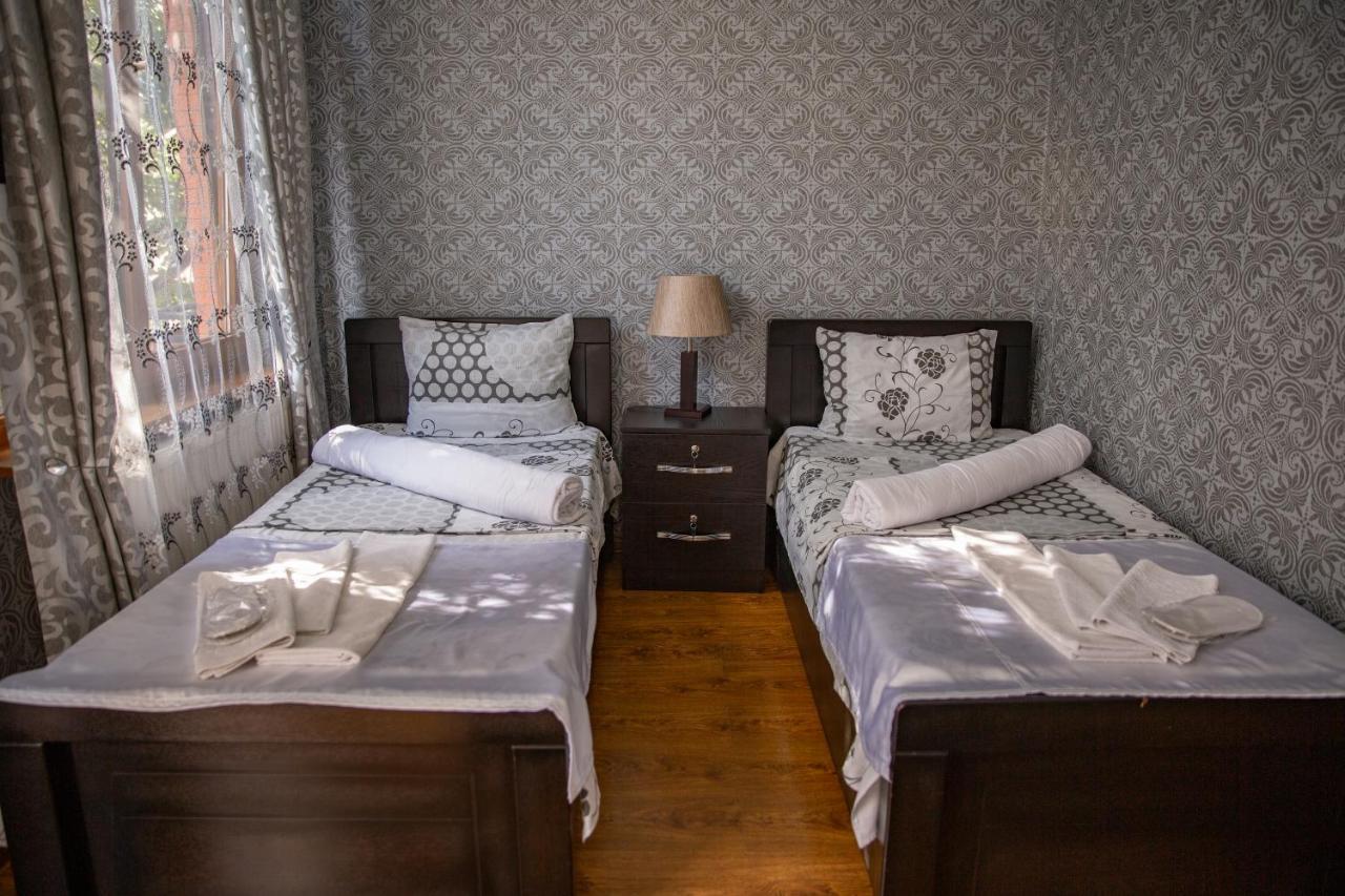 Family Hotel Kolorit Old Tbilisi Ngoại thất bức ảnh