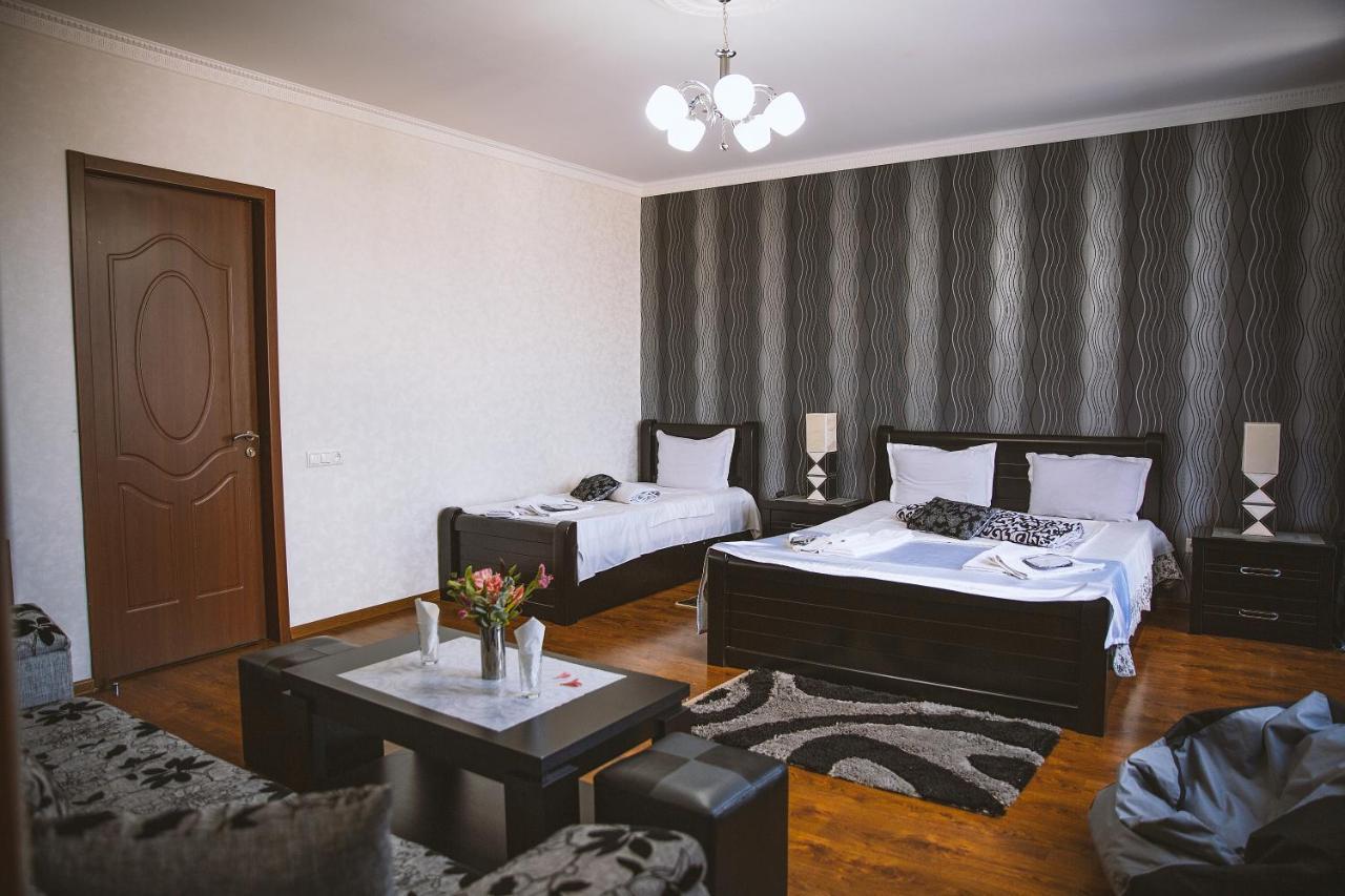 Family Hotel Kolorit Old Tbilisi Ngoại thất bức ảnh