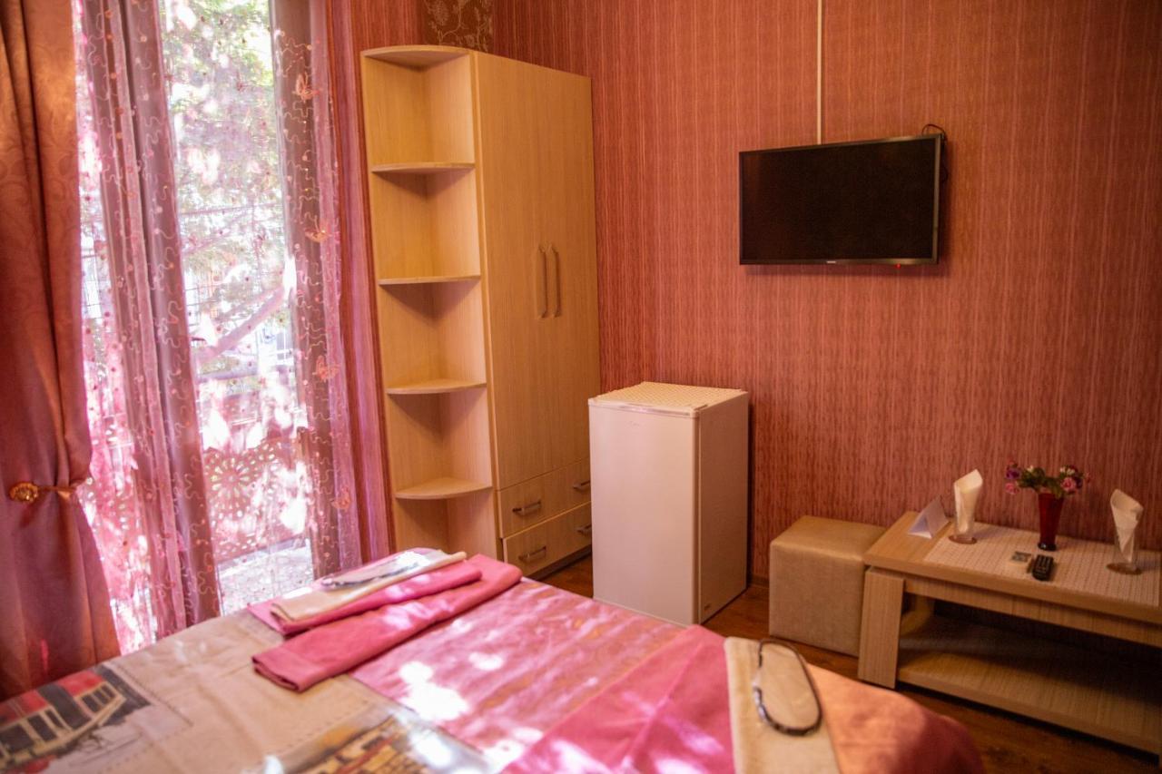 Family Hotel Kolorit Old Tbilisi Ngoại thất bức ảnh